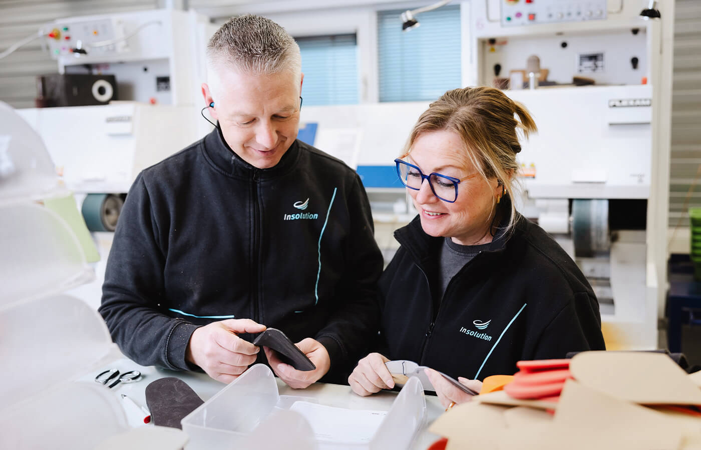 Eindcontrole zolenproductie